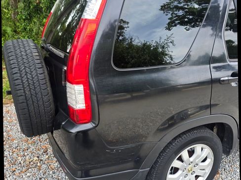 Used 2005 Honda CR-V EX image 15