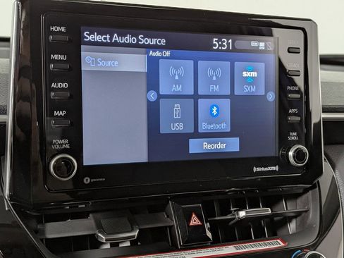 Certified 2022 Toyota Corolla Cross XLE image 32