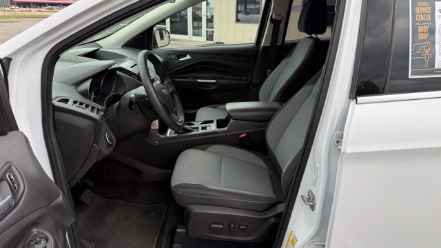 Used 2017 Ford Escape SE AWD/4WD image 12