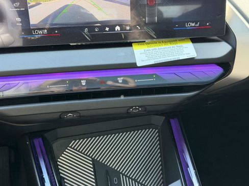 Used 2025 BMW X3 xDrive30i w/ Convenience Package image 18