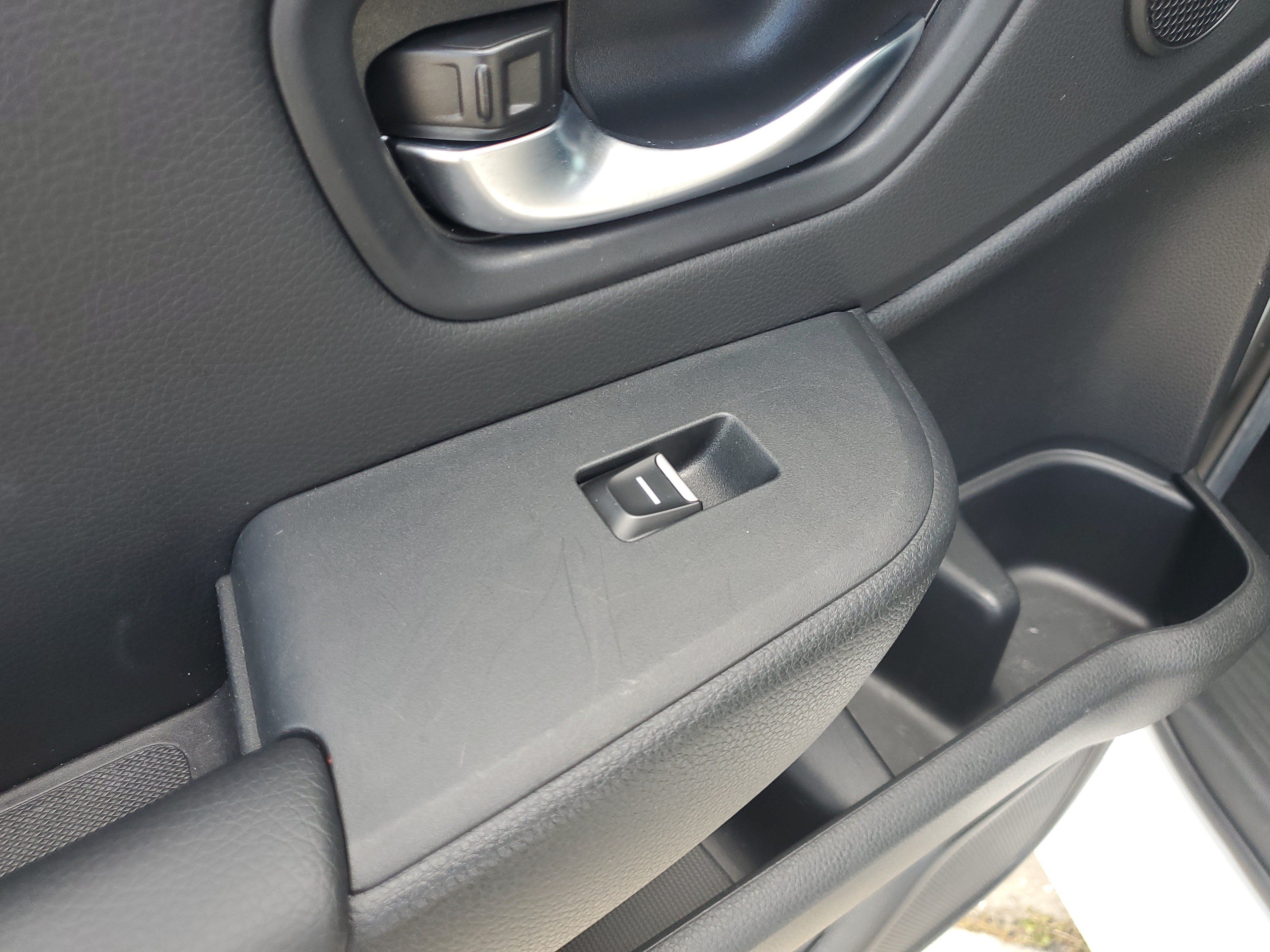 Used 2025 Honda Pilot EX-L image 14