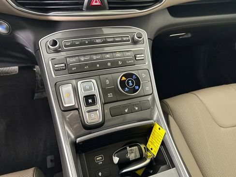 Used 2023 Hyundai Santa Fe SEL w/ Premium Package image 20
