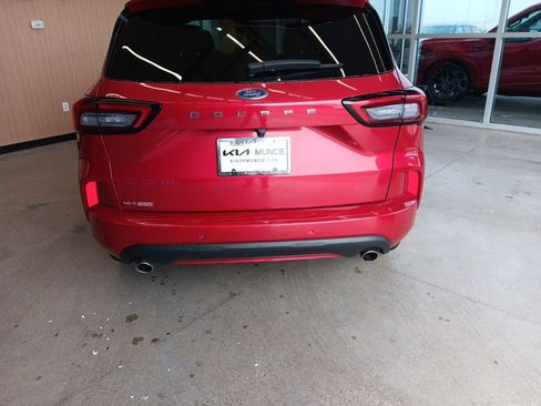 Used 2024 Ford Escape ST-Line w/ Tech Pack #1 image 12