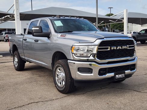 Used 2023 RAM 2500 Tradesman AWD/4WD image 3