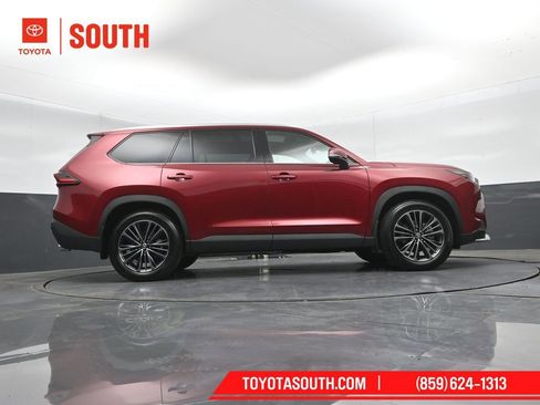 Used 2026 Toyota Grand Highlander AWD Hybrid image 45
