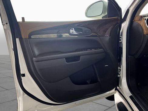 Used 2015 Buick Enclave Leather FWD image 21