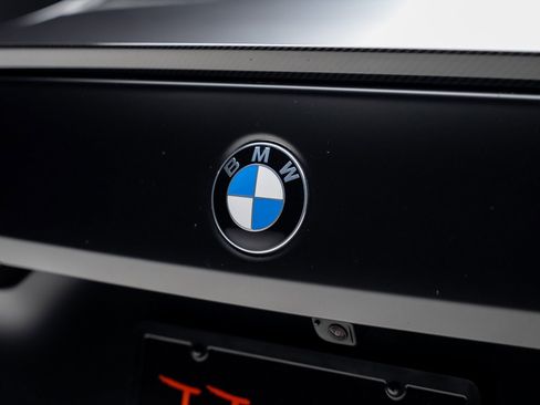 Used 2025 BMW M5 w/ Carbon Package image 29