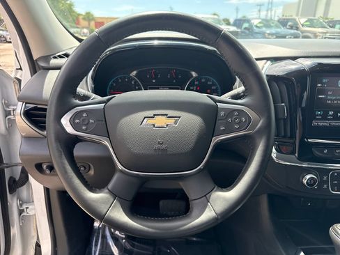 Used 2018 Chevrolet Traverse LT AWD/4WD image 14