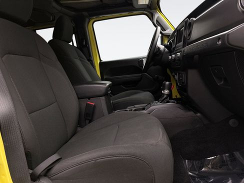 Used 2023 Jeep Wrangler Sport image 16