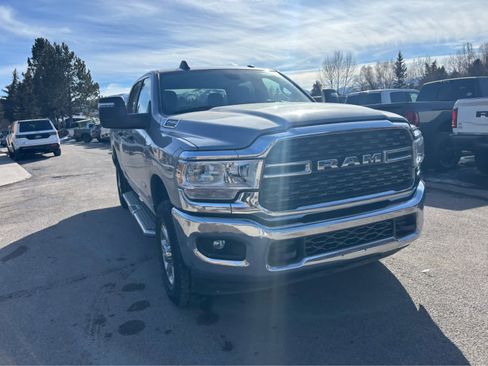 Used 2024 RAM 2500 Big Horn image 17