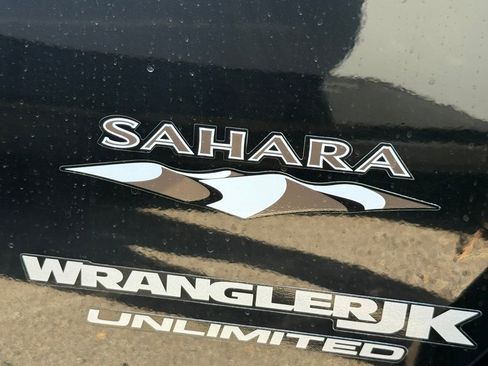 Used 2018 Jeep Wrangler Unlimited Sahara image 17