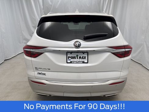 Used 2020 Buick Enclave Essence w/ Sound and Sites Package image 4