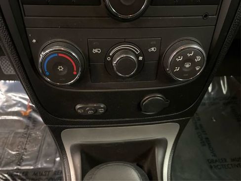 Used 2010 Chevrolet HHR LS image 27