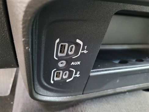 Used 2024 RAM 2500 Big Horn image 22