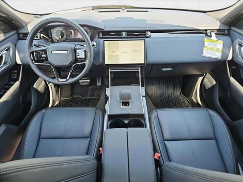 New 2026 Land Rover Range Rover Velar Dynamic SE image 9
