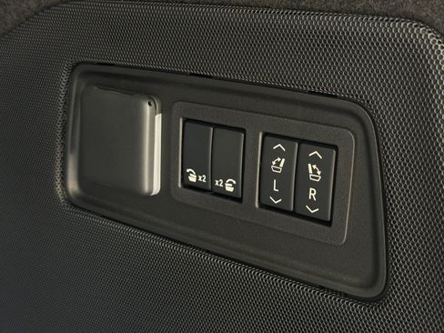 Used 2026 Cadillac Escalade V AWD/4WD image 46
