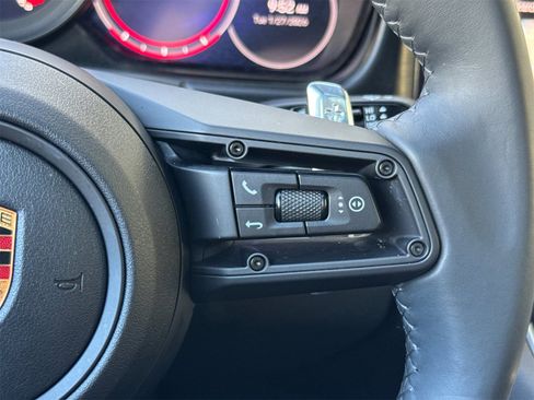 Used 2022 Porsche Panamera 4 Platinum Edition image 28