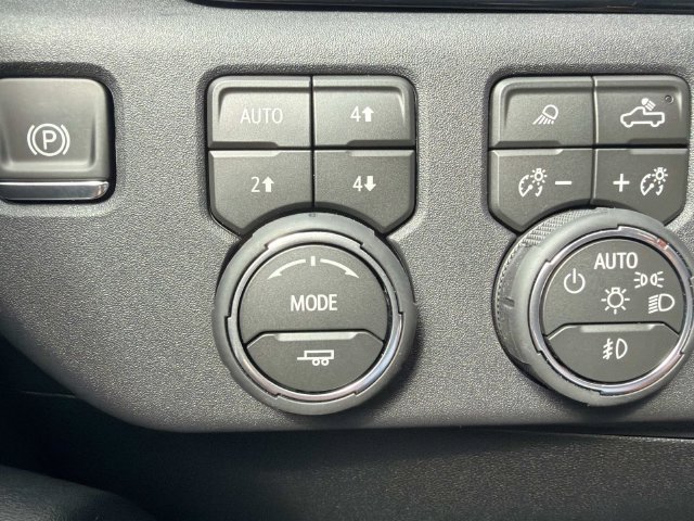 New 2026 Chevrolet Silverado 1500 RST w/ RST All Star Premium Package AWD/4WD image 36