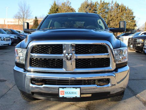 Used 2017 RAM 2500 Tradesman w/ Chrome Appearance Group image 8