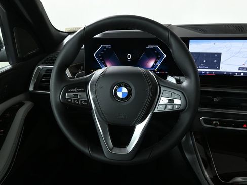 New 2026 BMW X5 xDrive40i w/ Premium Package image 17