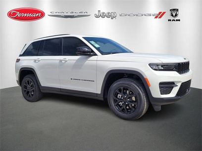 Used 2025 Jeep Grand Cherokee Altitude