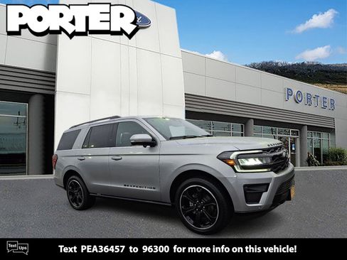 Used 2023 Ford Expedition Limited image 1
