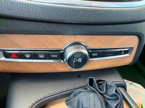 Used 2023 Volvo XC90 B6 Plus w/ Protection Package Premier AWD/4WD image 31