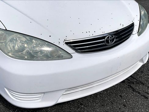 Used 2005 Toyota Camry LE FWD image 28