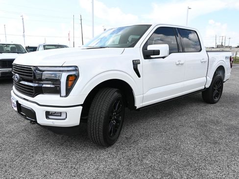 New 2026 Ford F150 Platinum w/ Equipment Group 702A High AWD/4WD image 8