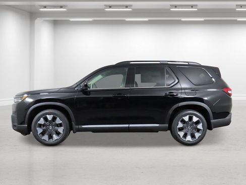 New 2026 Honda Pilot Elite image 2