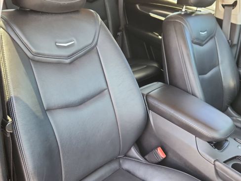Used 2018 Cadillac XT5 Luxury AWD/4WD image 18