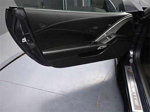 Used 2015 Chevrolet Corvette Stingray Z51 w/ 2LT Preferred Equipment Group image 13