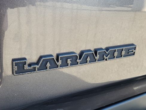 Used 2024 RAM 1500 Laramie AWD/4WD image 6