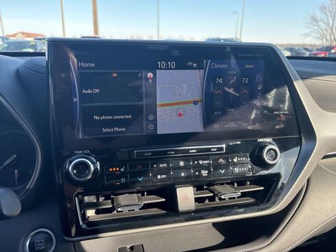 Used 2021 Toyota Highlander Platinum image 8