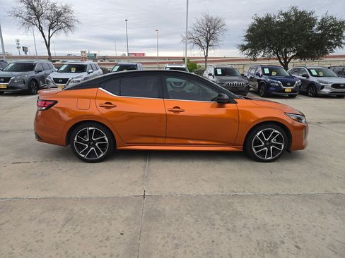 Certified 2024 Nissan Sentra SR image 2