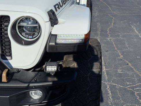 Used 2021 Jeep Wrangler Unlimited Rubicon w/ Dual Top Group AWD/4WD image 10