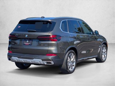 Used 2026 BMW X5 xDrive40i AWD/4WD image 2