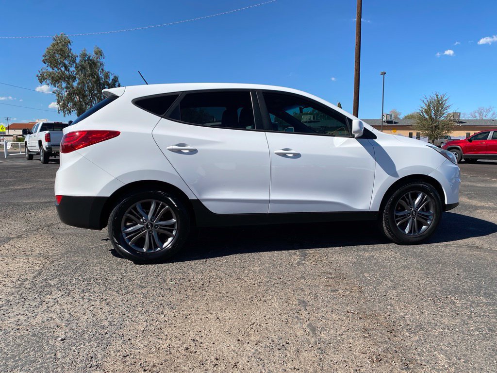 Used 2015 Hyundai Tucson GLS w/ Option Group 02 FWD image 5