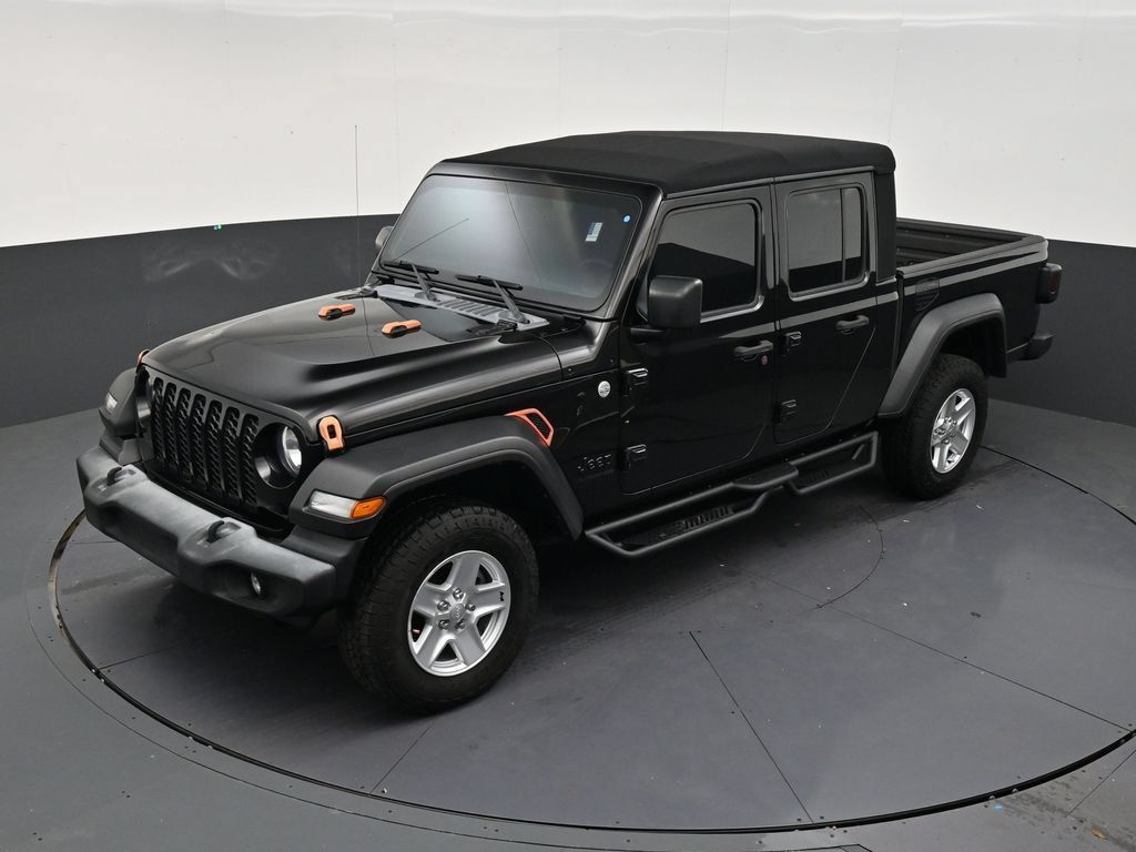 Used 2020 Jeep Gladiator Sport w/ Quick Order Package 24S AWD/4WD image 11