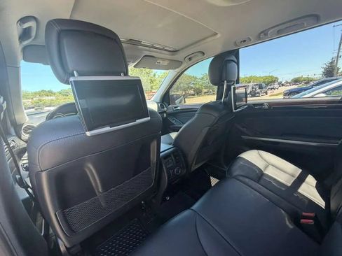 Used 2012 Mercedes-Benz GL 450 4MATIC image 28
