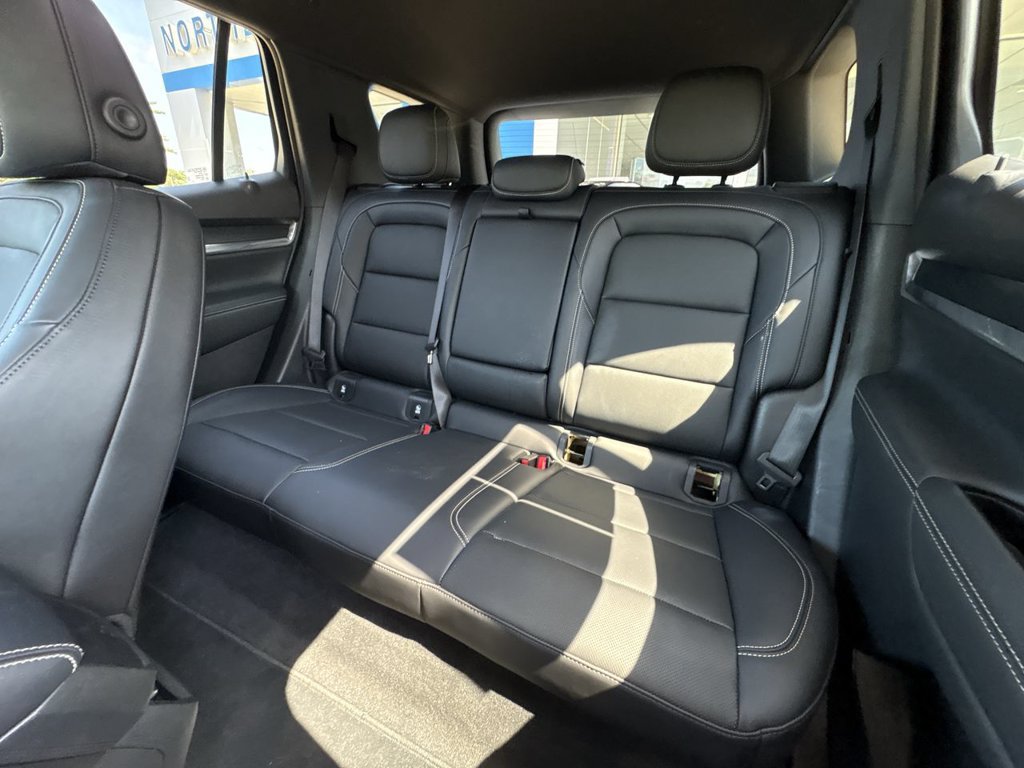 Used 2026 GMC Terrain Elevation w/ Elevation Premium Package AWD/4WD image 24