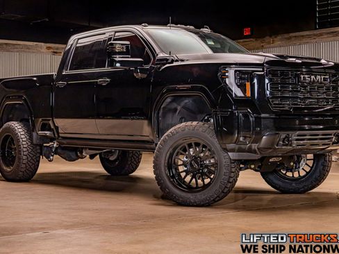 Used 2025 GMC Sierra 2500 AT4 w/ AT4 Premium Plus Package image 1