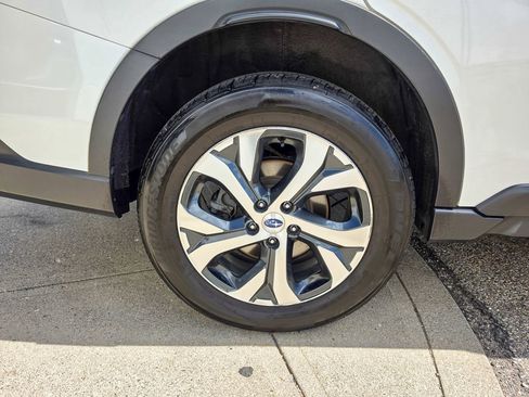 Used 2022 Subaru Outback Limited AWD/4WD image 9