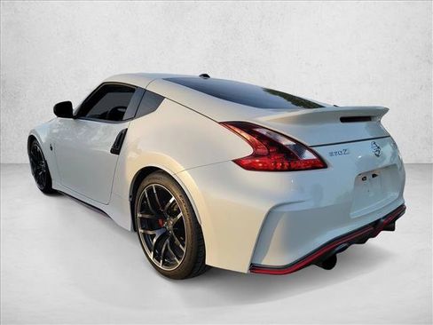 Used 2020 Nissan 370Z NISMO image 7