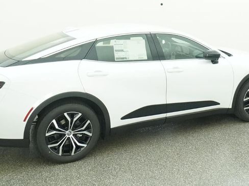 New 2026 Toyota Crown XLE image 10