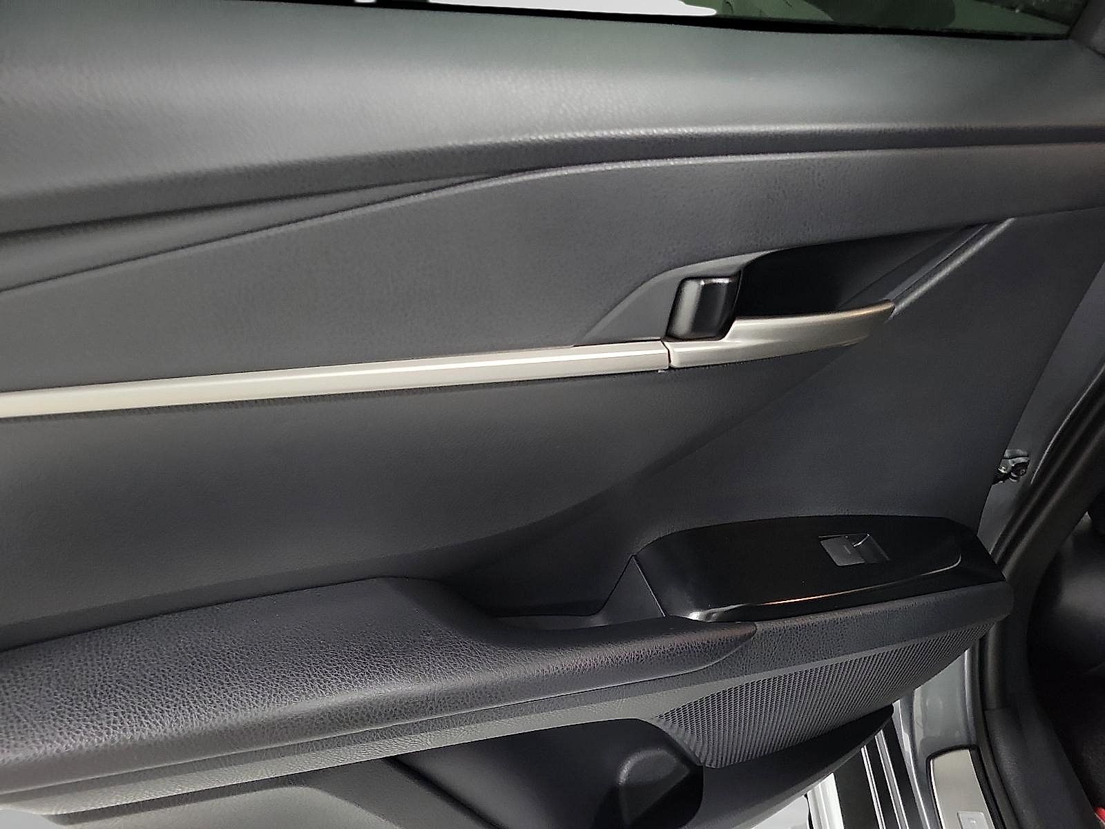Certified 2026 Toyota Camry SE FWD image 9