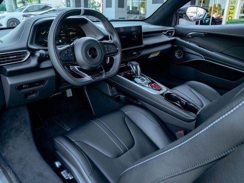 New 2026 Lotus Emira SE image 2