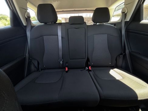 Used 2024 Kia Sportage LX FWD image 37