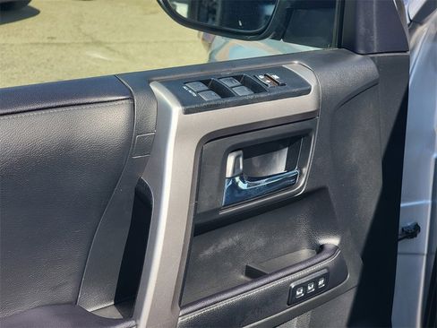 Used 2022 Toyota 4Runner Limited image 14