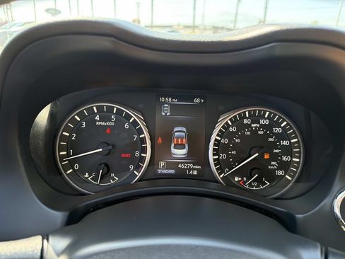 Used 2023 INFINITI Q50 Luxe w/ Cargo Package RWD image 15